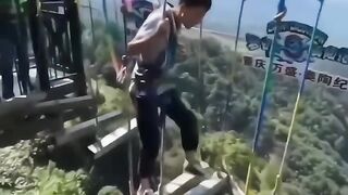 Top 3 Most dangerous Places To Visit????!!!