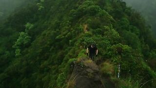 Hiking 9 Miles to the Stairway to Heaven, Hawaii #shorts