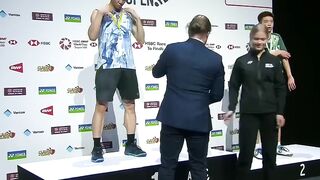Who knows???? #badminton #lzj