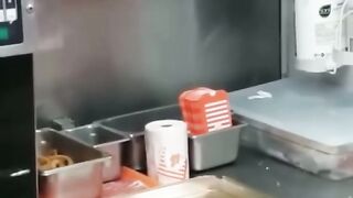 That’s the way the mouse boils!