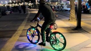 Lightning Bicycle at Al Khobar Corniche | Saudi Arabia #alkhobarsaudiarabia