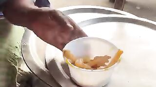 Motton chusta in Kolkata