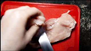 Куряче філе з печерицями