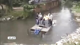 Karachi's mayor make a new machine
