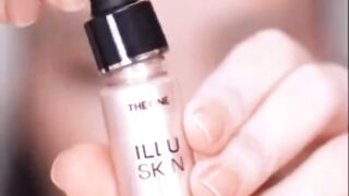 The one illuskin liquid reflector