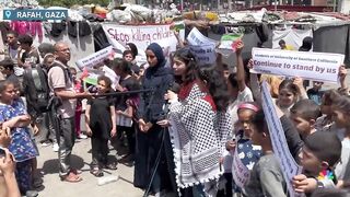 Students in Gaza protest against the war and for education protection.