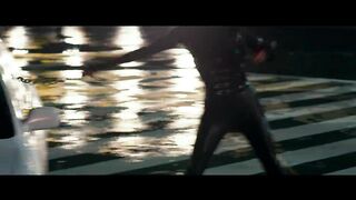 RESIDENT EVIL: RETRIBUTION Clip - "Control Room" (2012)