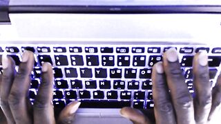 Free Style Dj Scratching With Finger Drumming Mix By Dj Don Genius