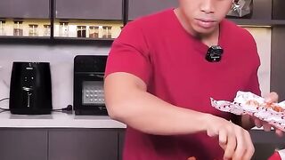 Fried chicken with samyang sauce
