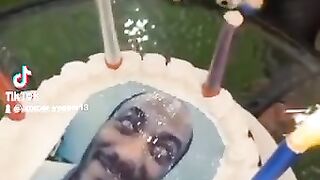 حتي المصري وهو متعصب دمه خفيف ????????