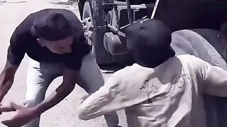 Ye kia kar dia ????????