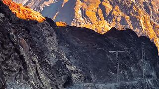 Highway on mountains Skardu Baltistan ????????????