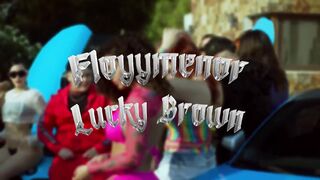FloyyMenor FT Lucky Brown - ME GUSTA (Официальное видео) _ EL COMIENZO(720P_HD).