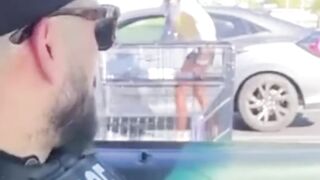 Police Officer's Unbelievable Response to Cart Collision!????????