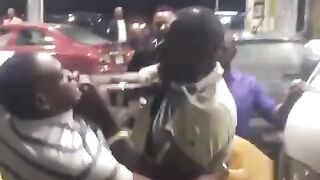 Nothing serious, just two grown ups fighting for gas in Nigeria