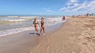 VILLA GESELL Beach A  Day Argentina . Holiday enjoyed fresh life.