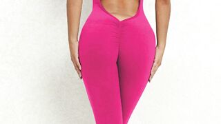 Elevate Your Yoga Game with the Ultimate V-shaped Back Jumpsuit!