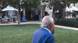 A distinguished gentleman has no shame in his game