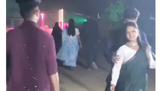 Eto Tai kharap Kar Kar satha Emon