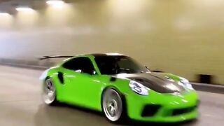 Turbo S exhaust sound in tunnel