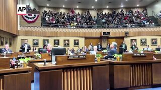 Arizona Democrats get enough votes to repeal 19th century abortion ban.