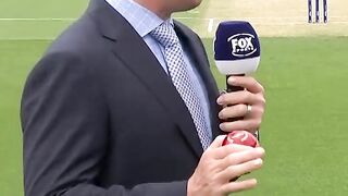 Brett Lee vs. Brian Lara, yeah we'd watch that