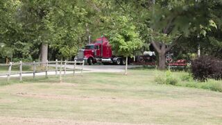 Building a Kenworth K100 Semi Truck in 10 MINUTES!