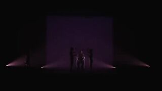 Sia - Unstoppable (Official Video - Live from the Nostalgic For The Present Tour)(720P_HD).