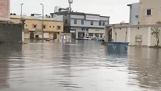 فيضانات