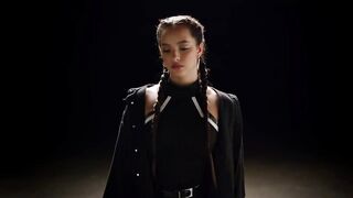 Faouzia - You Don_t Even Know Me (Official Music Video)(720P_HD).