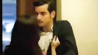 kissing vido