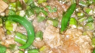 Bhindi Gosht Recipe _ Pakistani-Style Okra and Meat Curry