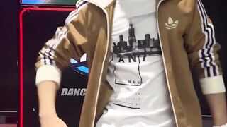 Ayda na nach Anveet Kaur dance