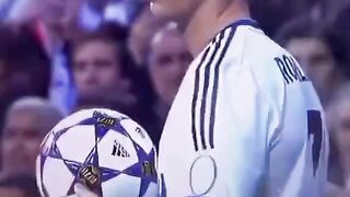 ronaldo jump goalFollow highest