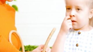 HOW TO GIVE HEALTHY FOOD TO KIDS ???????????? || #SHORTS