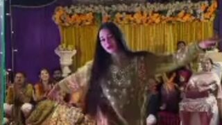 #viral Tiktok Girl dance #Ayesha