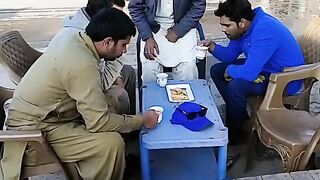 Tu Kon Main Khamkha