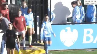 Highlights of Arsenal vs. Manchester City in the Women's Super League 23–24