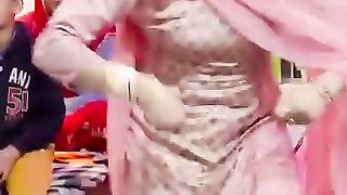 If you don't enjoy watching this girl's dance, say so