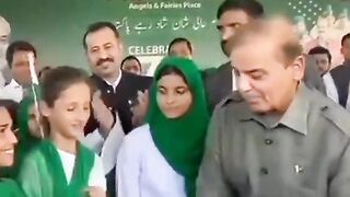 Must watch new comedy video l 2023 Amaizg funny video 2023 how to earning funny video.