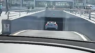 Super tunnel