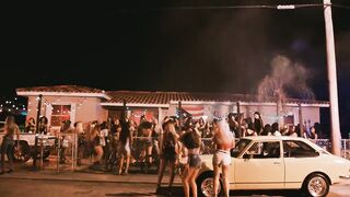 BAD_BUNNY_x_DRAKE_-_MÍA__Official_Video_(720p).