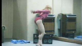 Madonna_Hung_Up