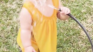 Kid bathing