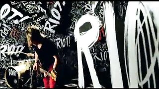 Paramore_Misery_Business