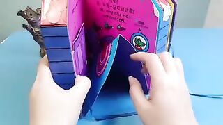 The mice in the big crocodile's house scared the little birds