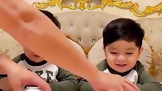 التوأم مشاء الله