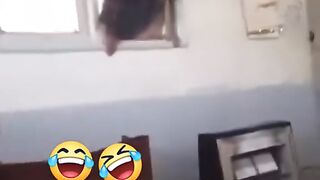 Molvi khane ke liye Kuch bhi kr sakta hai ????????