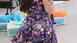 Mandylee walking road..