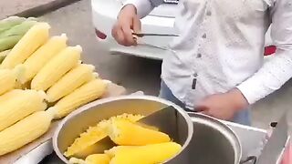 boiled corn